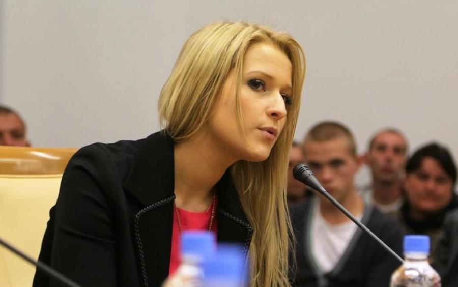Яна лантратова фото